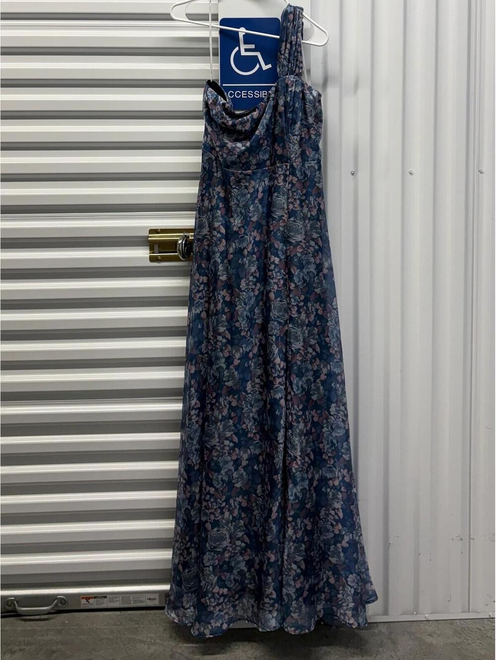 Lulus Women’s Large Lulus One Shoulder Floral Gown Satin Feel Slit Dress